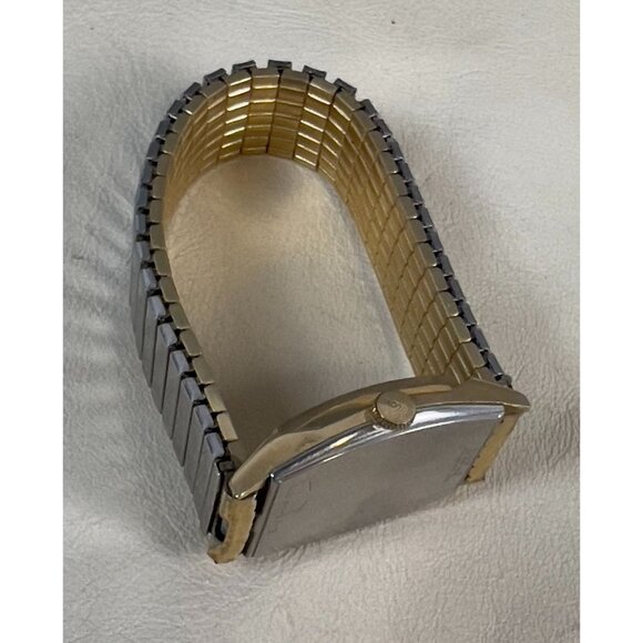 Vintage BULOVA L9 Men's Square Watch 10K Rolled Gold Parts/Repair 17 Jewels - Picture 9 of 9